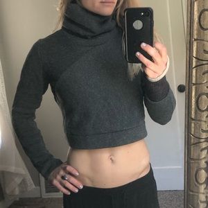 Alo Yoga crop sweater | XS